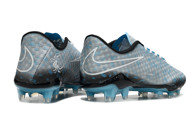 CRAMPONS HYPERVENOM PHANTOM
