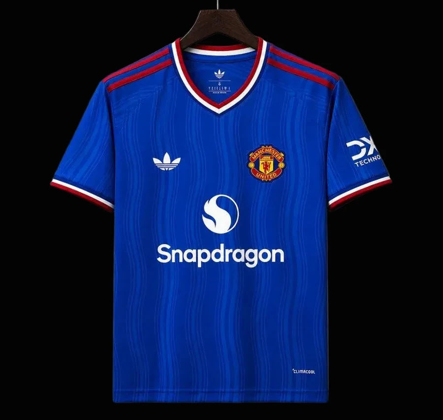 MANCHESTER UNITED 26/27 Extérieur