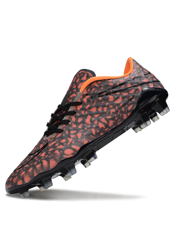 CRAMPONS HYPERVENOM PHANTOM ELITE FG