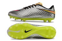 CRAMPONS HYPERVENOM ÉLITE