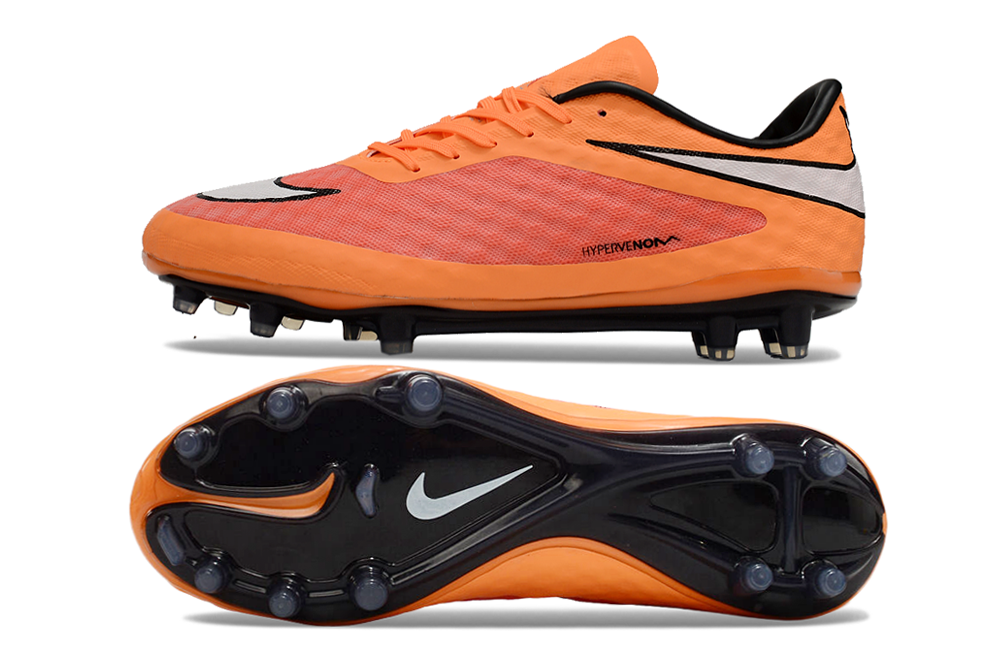 CRAMPONS HYPERVENOM ÉLITE