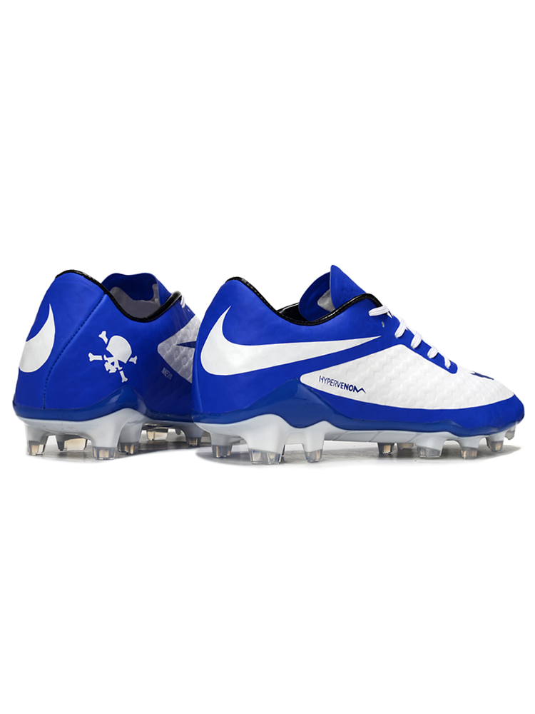 CRAMPONS HYPERVENOM PHANTOM