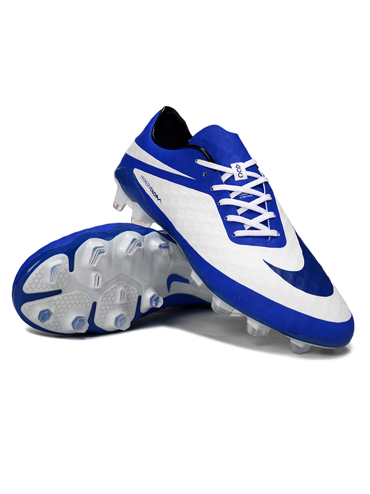 CRAMPONS HYPERVENOM PHANTOM